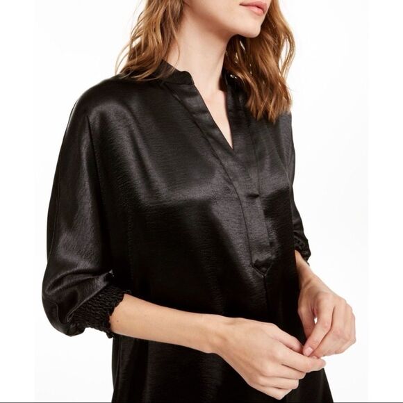 Anne Klein- Black Silk 3/4 Sleeve Collared Blouse - Picture 2 of 7